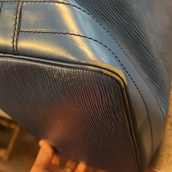 Louis Vuitton blue Epi Noe - Picture 10 of 17